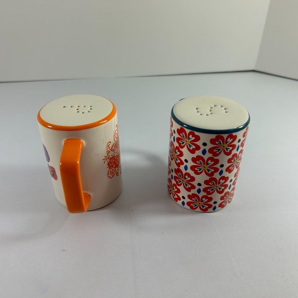 Pioneer Woman Salt Pepper Shakers Flee Market Pattern Ceramic 3.5" Tall - Picture 4 of 7